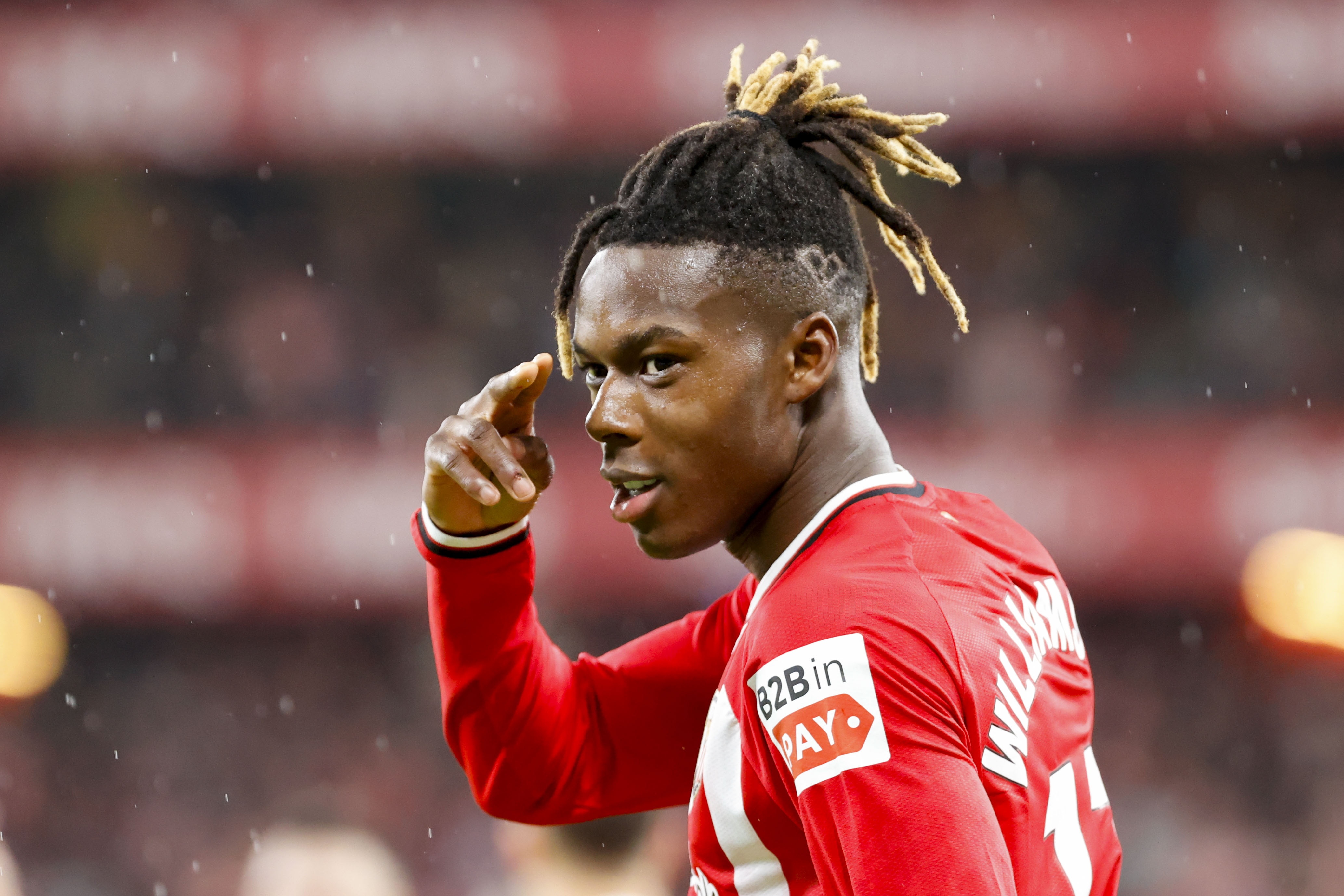 西班牙队员在比赛场上展现出了出色表现 西班牙队员在比赛场上展现出了出色表现