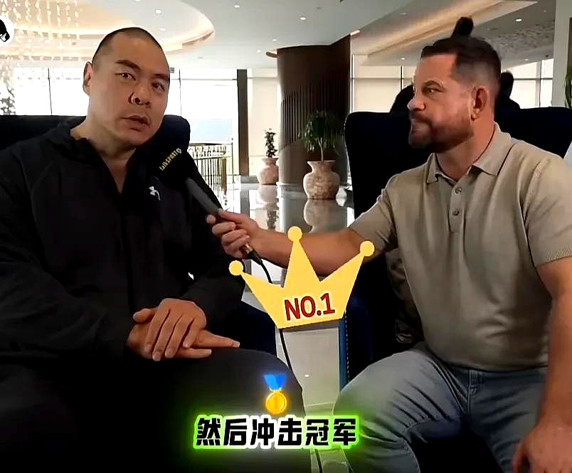 阿尔巴尼亚拳击选手雄心壮志，气吞华山