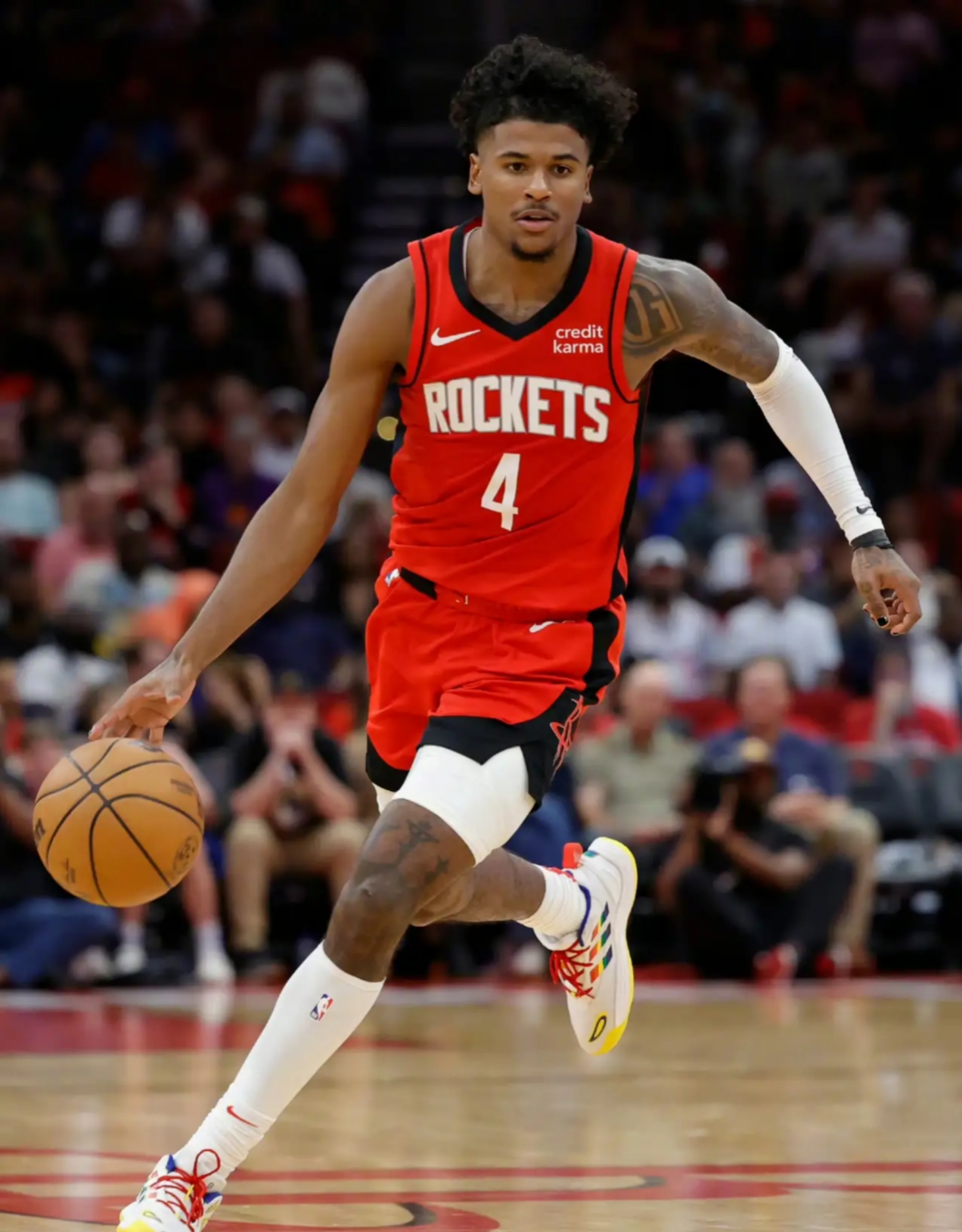 火箭大胜国王,取得连胜 火箭大胜国王,取得连胜